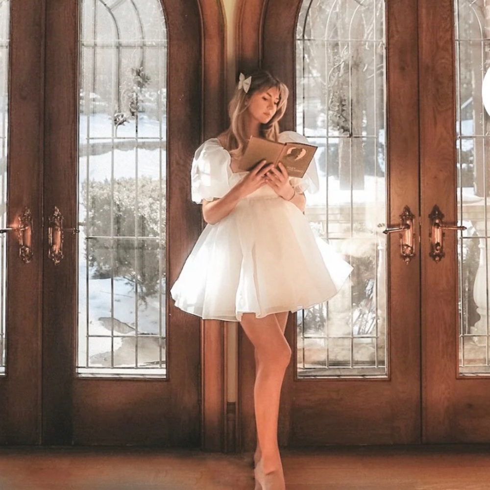 Selkie Ivory Puff Dress